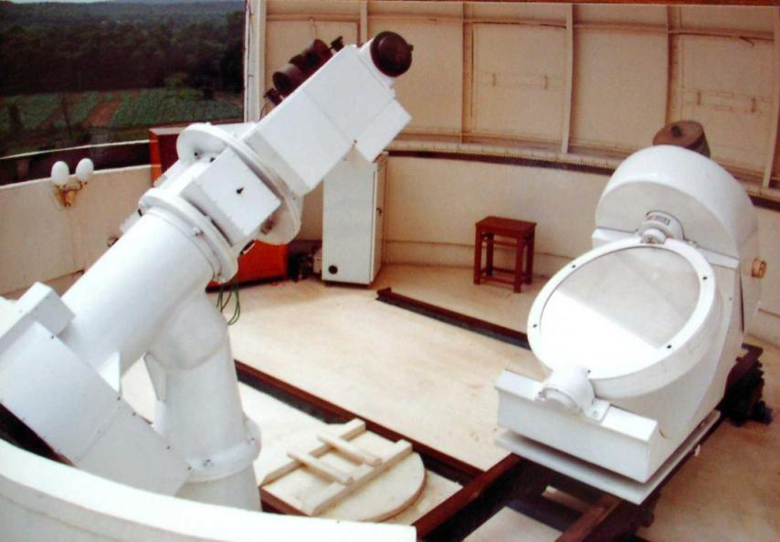 南京大學(xué)-太陽(yáng)塔式望遠(yuǎn)鏡